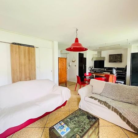 Superbe T3 Au Pieds De Notre Dame De La Garde Apartamento Marselha Exterior foto