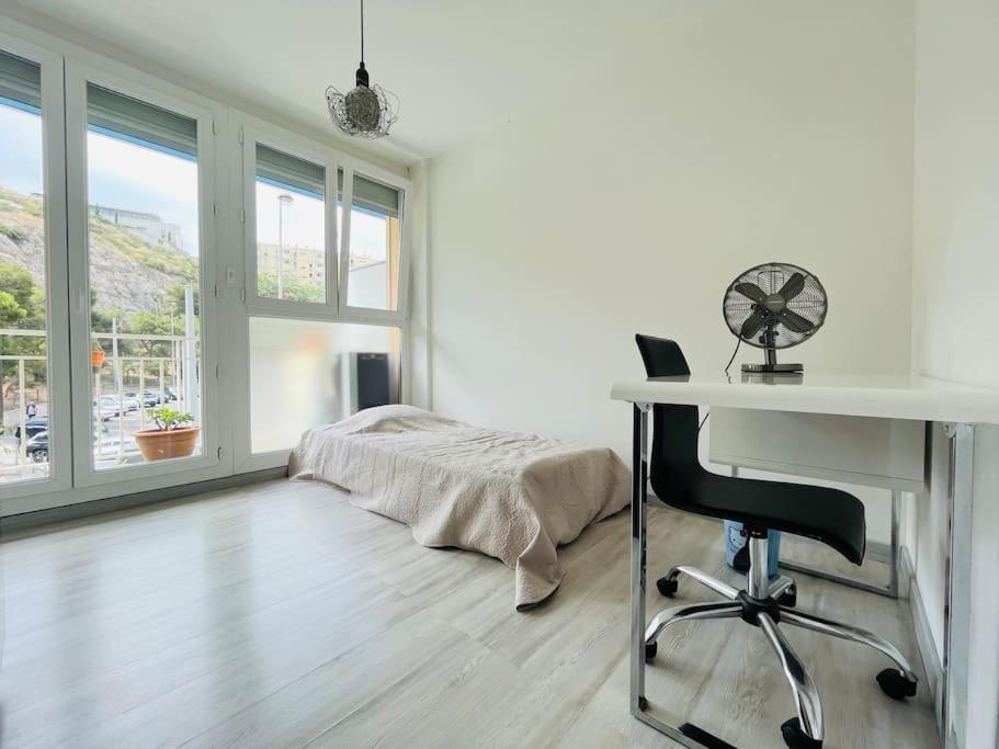 Superbe T3 Au Pieds De Notre Dame De La Garde Apartamento Marselha Exterior foto